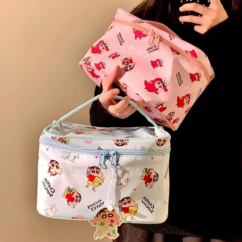 Crayon Shin-chan™ Travel Toiletry & Skincare Bag
Spacious, Multi-Compartment Organizer with Handle – Perfect for Travel & Daily Use