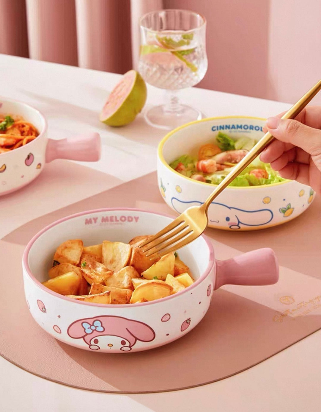 Sanrio™ Ceramic Handle Bowl – Oven & Baking Safe 🫕 Fruit & Salad Bowl