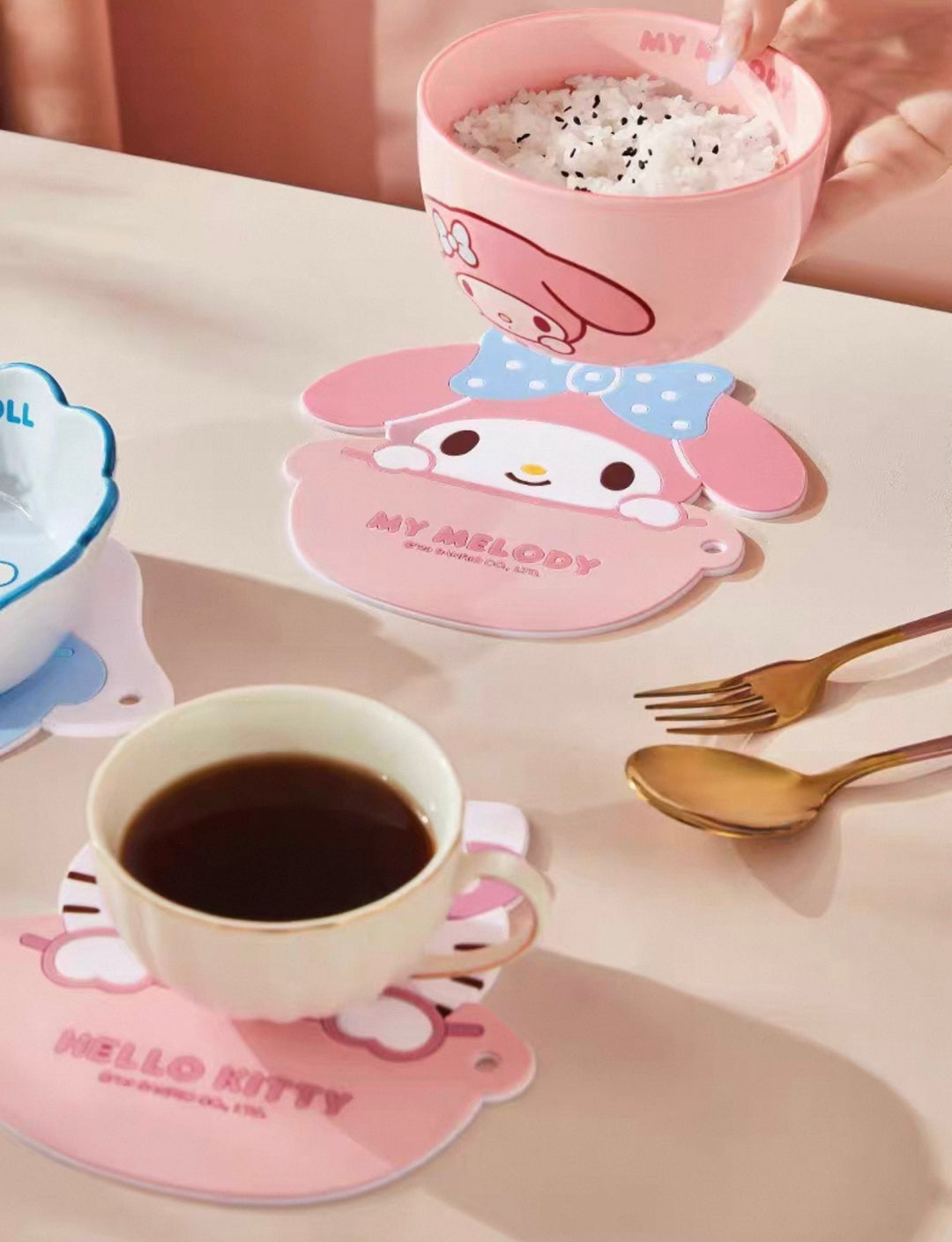Sanrio™ Heat-Resistant & Non-Slip Mat – Coaster & Bowl Pad, Waterproof & Oil-Proof Table Mat