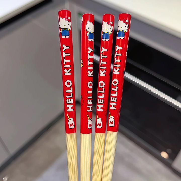 Sanrio™️ Non-slip Bamboo Chopsticks 🥢 – Antibacterial & Mold-resistant, Kid-friendly, 21cm
