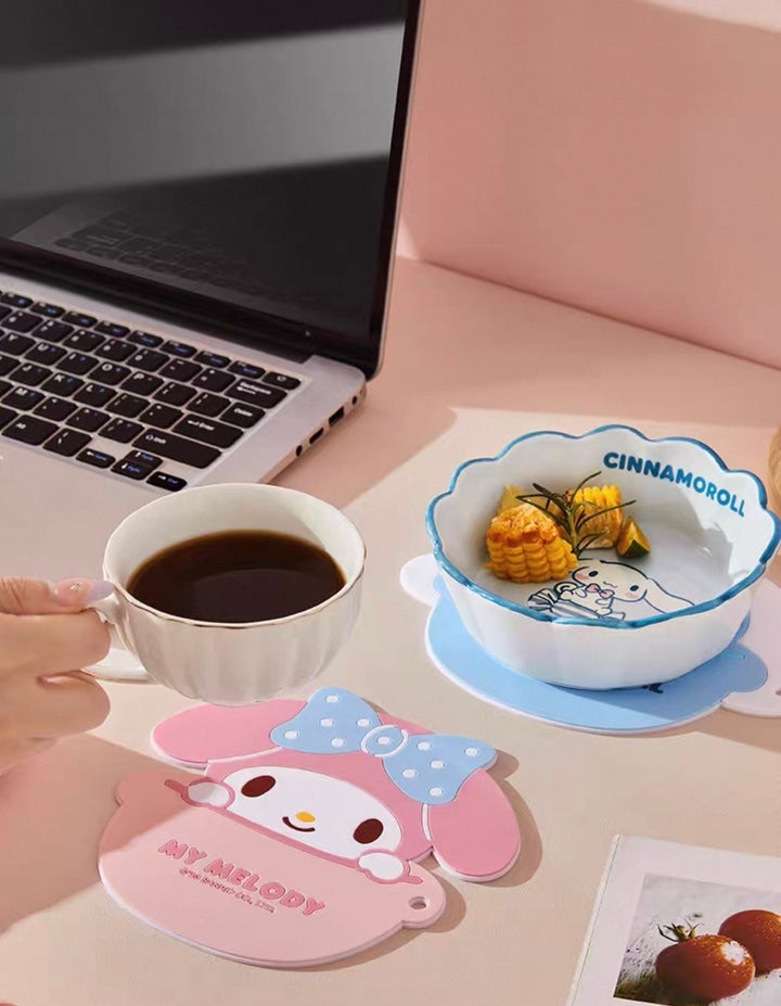 Sanrio™ Heat-Resistant & Non-Slip Mat – Coaster & Bowl Pad, Waterproof & Oil-Proof Table Mat