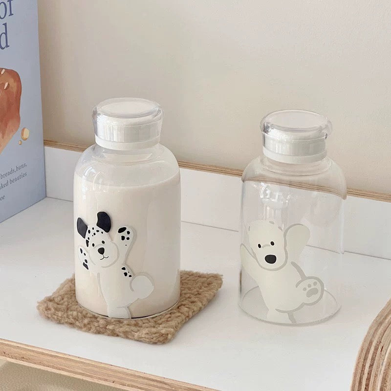 Large-Capacity Borosilicate Glass Bottle – Heat-Resistant, Leakproof & Portable