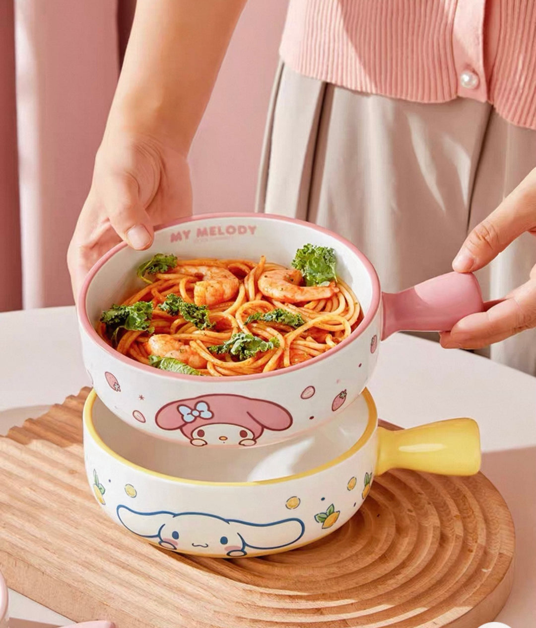 Sanrio™ Ceramic Handle Bowl – Oven & Baking Safe 🫕 Fruit & Salad Bowl