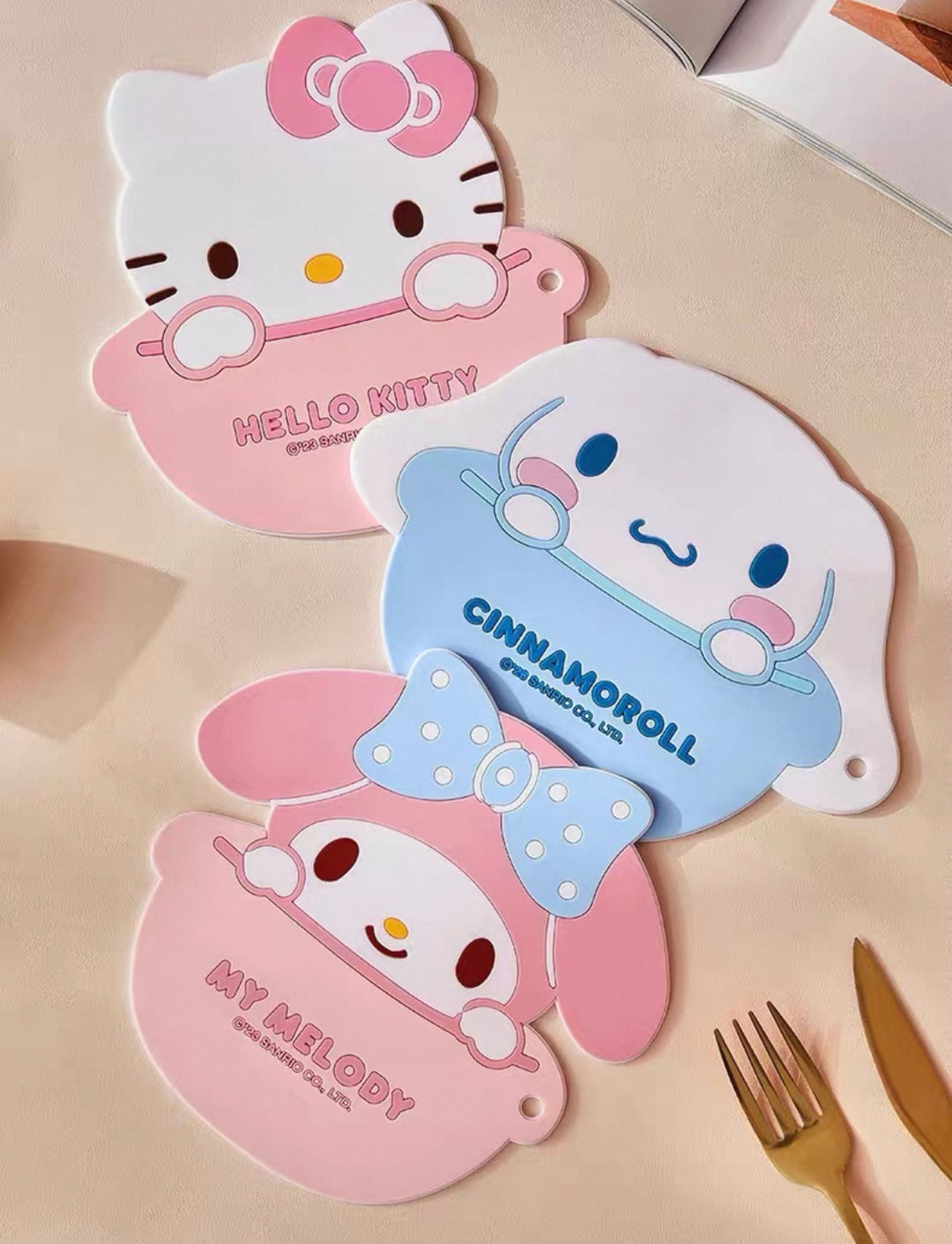 Sanrio™ Heat-Resistant & Non-Slip Mat – Coaster & Bowl Pad, Waterproof & Oil-Proof Table Mat