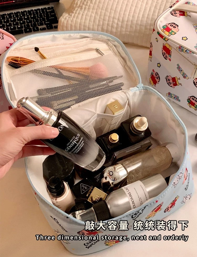 Crayon Shin-chan™ Travel Toiletry & Skincare Bag
Spacious, Multi-Compartment Organizer with Handle – Perfect for Travel & Daily Use