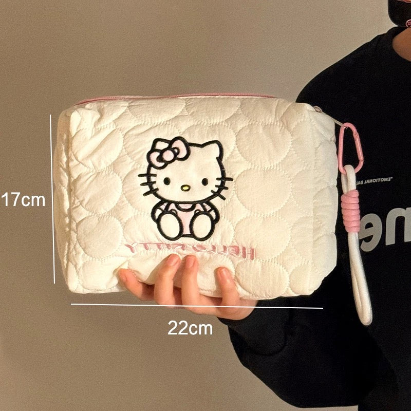 Sanrio™ Puffy Cloud Makeup Bag
Soft and Adorable Multi-Use Pouch – Perfect for Cosmetics, Travel, and Everyday Storage