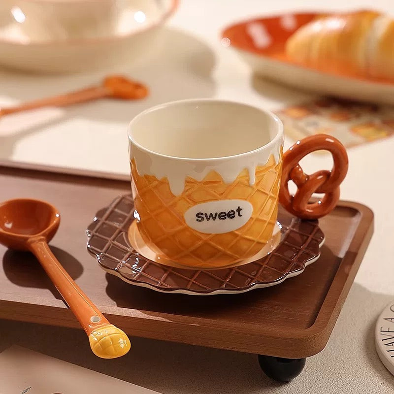【Bread 🥐🥨 Series】Hand-Painted Underglaze Ceramic Dinnerware Set