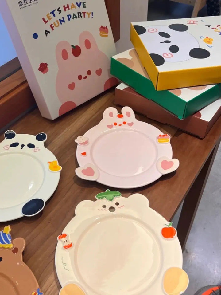 「Animal Party」Ceramic Dish Set Unique Dinnerware for Birthday, Ideal Gift