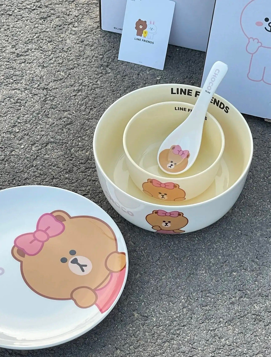 「LINE FRIENDS」Brown Bear 🐻 & Choco Bear 🎀 Ceramic Tableware 4-Piece Set for One, Gift Box with Handle 🎁
