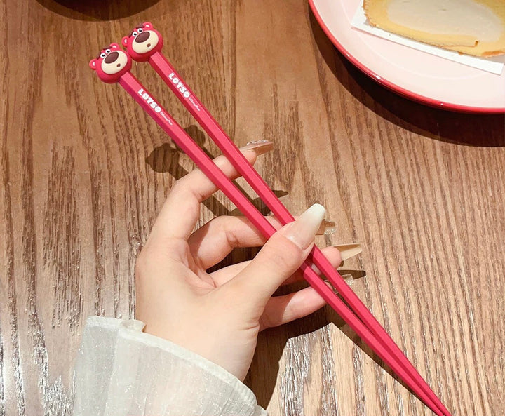 🏰 Disney™️ Antibacterial & Mold-Resistant Chopsticks – Heat-Resistant & Individually Packaged