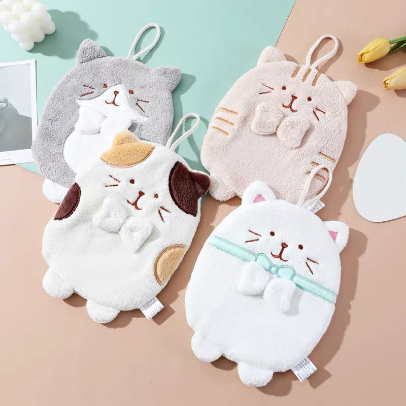 Cute Cat Coral Fleece Hanging Hand Towel – Soft, Absorbent & Quick-Drying